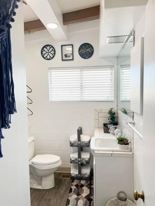 Joshua Tree National Park - Cozy Palms Getaway Appartement Twentynine Palms Buitenkant foto