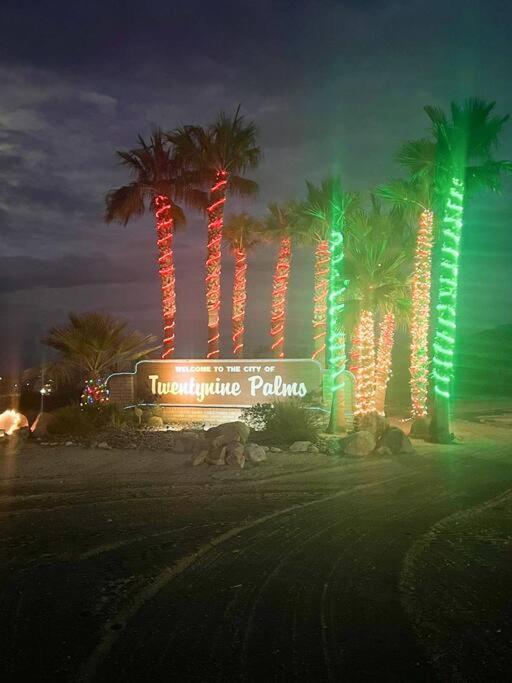 Joshua Tree National Park - Cozy Palms Getaway Appartement Twentynine Palms Buitenkant foto